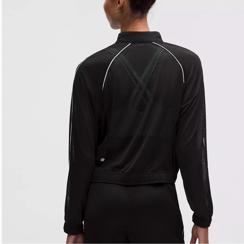 Lululemon Mesh Jacket - Picture 2 of 7